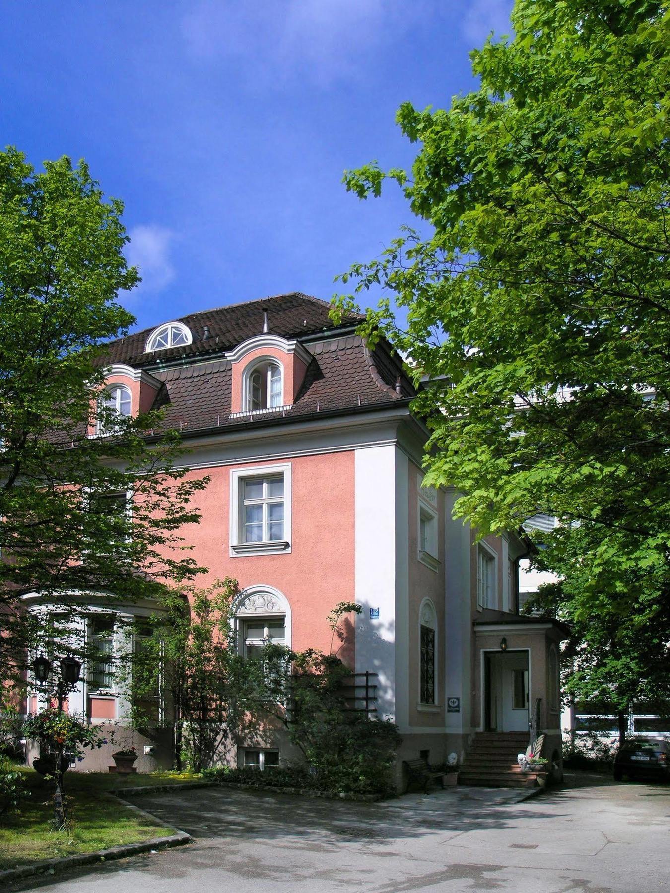 Hotel Galleria Munich Exterior photo